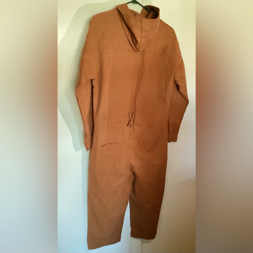 brown jumpsuit with hood and pockets (Ghost Busters Costume?) - Picture 3 of 7